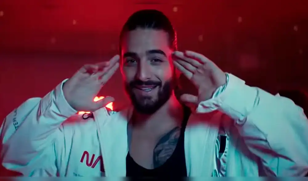 YouTube: Se burlan de Maluma por detalle en el videoclip de "Amigos con Derecho"