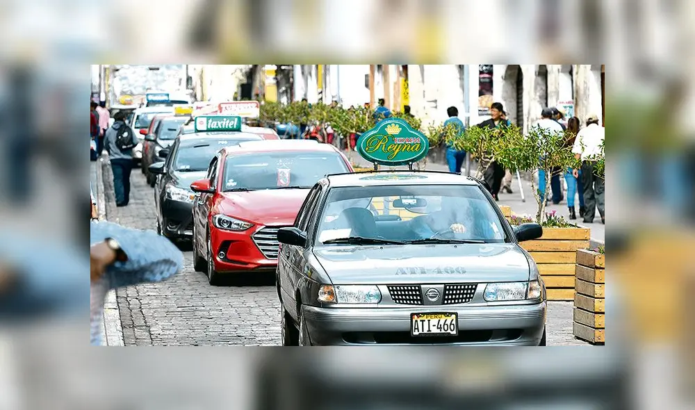 TAXISTAS EN EL CENTRO HISTORICO