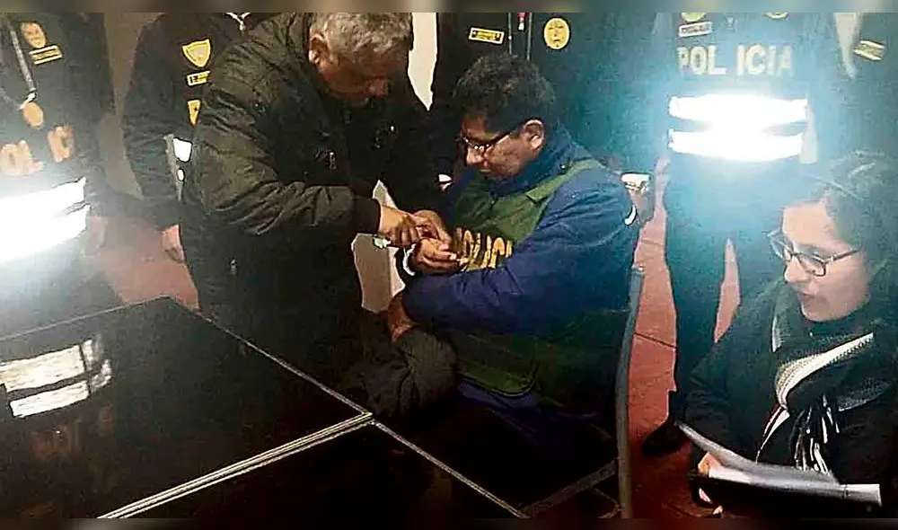 detenido. Walter Aduviri fue recluido en penal de Yanamayo. Policía lo resguardó para que no pueda taner contacto con los medios de comunicación. detenido. Walter Aduviri fue recluido en penal de Yanamayo. Policía lo resguardó para que no pueda taner contacto con los medios de comunicación.