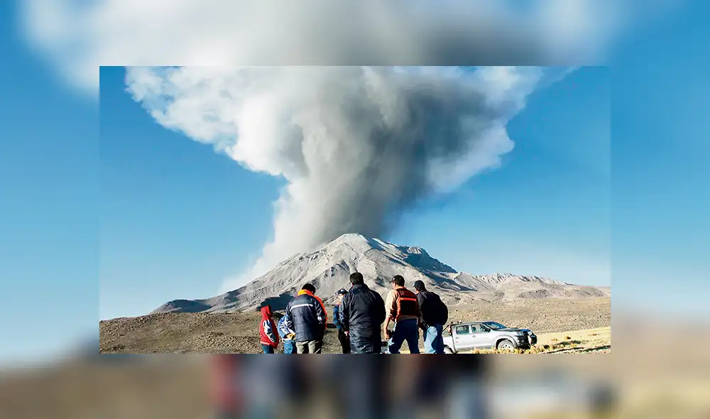 A no bajar la guardia. Las autoridades vienen monitoreando la actividad del volcán. Se espera evacuar a los poblados.
