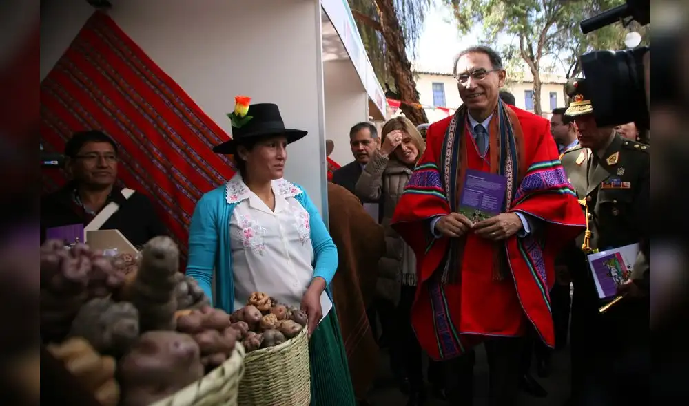 Según Vizcarra, su baja en encuestas no le preocupa