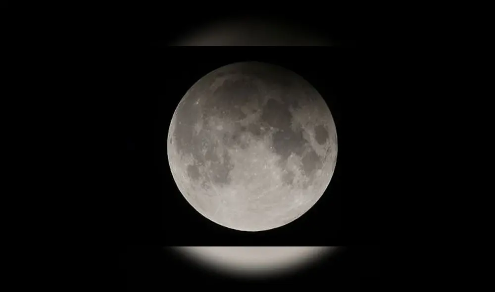 Eclipse luna penumbral captado por el astrofísico Gian Luca Massi en Roma, Italia. Crédito: Virtual Telescope Project. Eclipse luna penumbral captado por el astrofísico Gian Luca Massi en Roma, Italia. Crédito: Virtual Telescope Project.