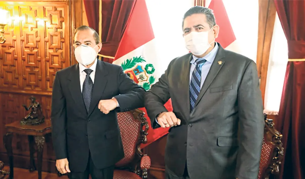 El dato. El martes 11, el premier Walter Martos pedirá el voto de confianza al Pleno. La fecha fue acordada con el presidente del Legislativo, Manuel Merino de Lama.