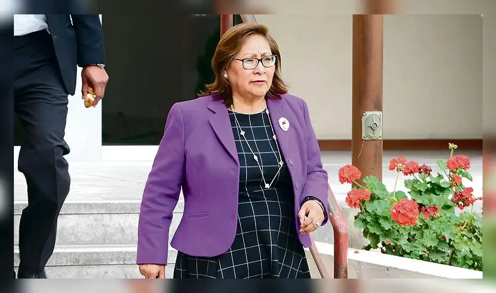 Arequipa: Choquehuanca lamenta que Cáceres Llica siga con denuncias