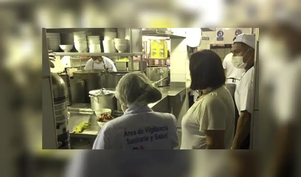 Clausuran concurrido “Chifa Unión” en Barranco [FOTOS]