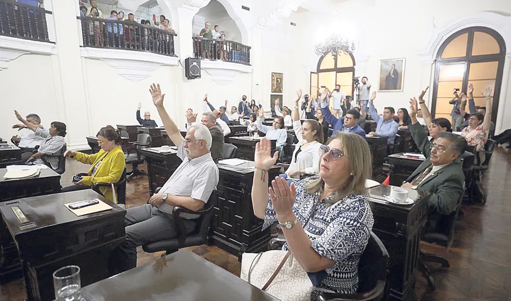 Por unanimidad. En su sesión de ayer, el Concejo de Lima acordó anular la concesión de los peajes que tenía desde 2013 la empresa Rutas de Lima. Foto: difusión