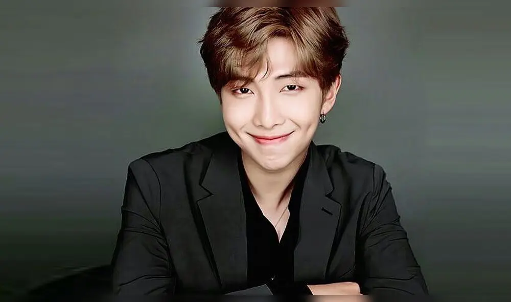 Desliza para ver más fotos de Kim Namjoon de BTS.