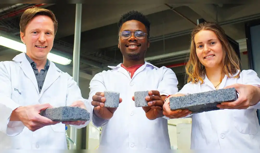 'Oro líquido': ingenieros fabrican ladrillos a base de orina humana