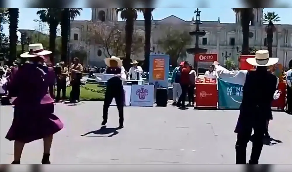 Arequipa: reciben con algarabía a visitantes por el Día del Turismo