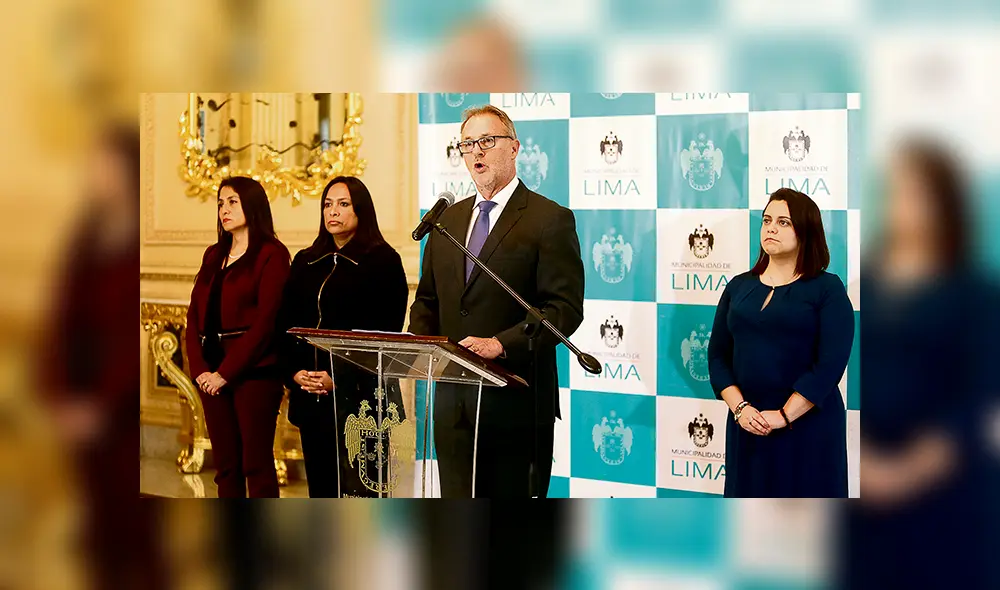 Autoridad. Alcalde Jorge Muñoz esperó hasta ayer la respuesta de LAMSAC para anunciar la nulidad de contrato con ellos.