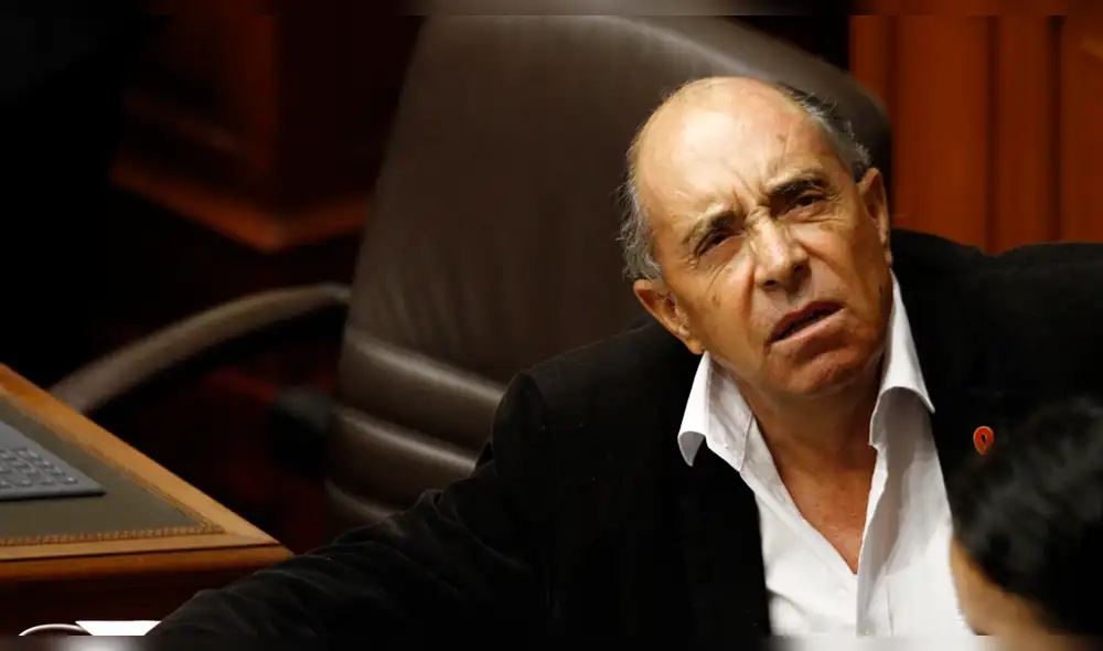 Pleno decidió suspender a Maria Elena Foronda por 120 días