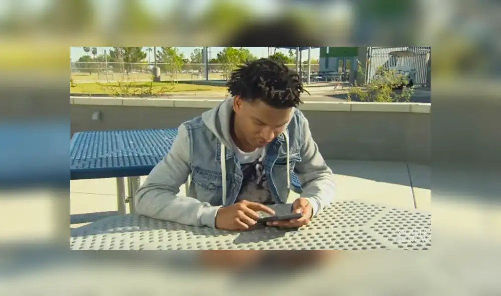 Mujer celebra cuatro años de amistad con adolescente que invitó por error a cena de Acción de Gracias [VIDEO]