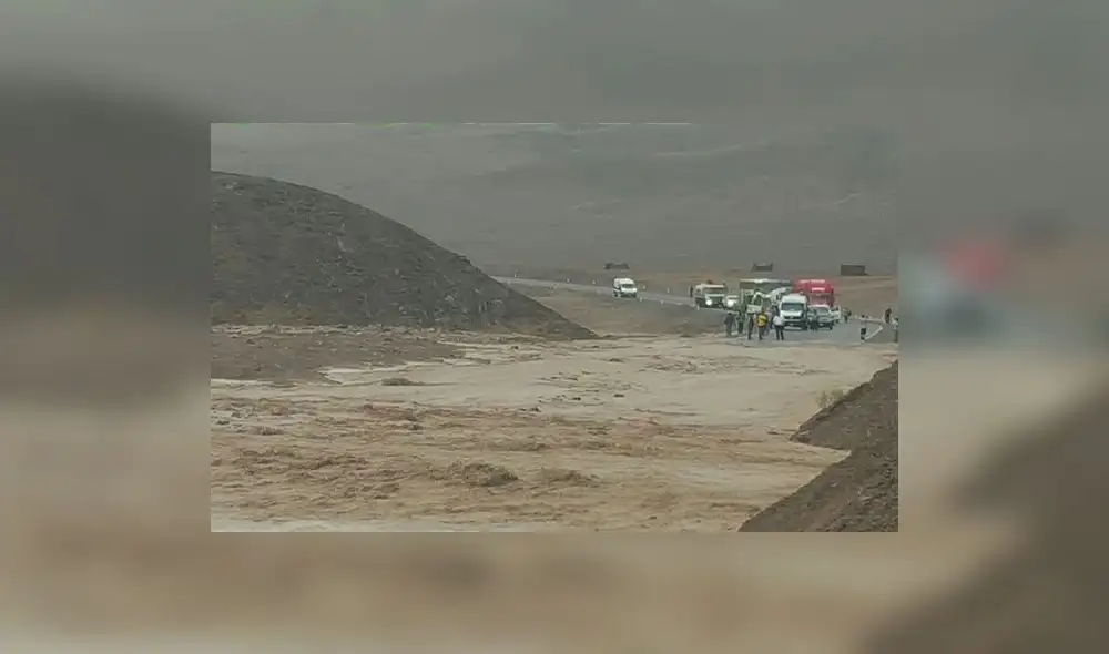 Huaico bloquea Panamericana Sur en el km 1 137  