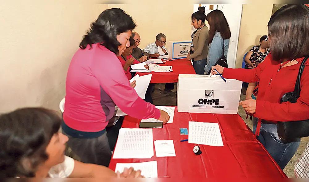 Responsabilidad. Ciudadanos acudirán a las urnas.