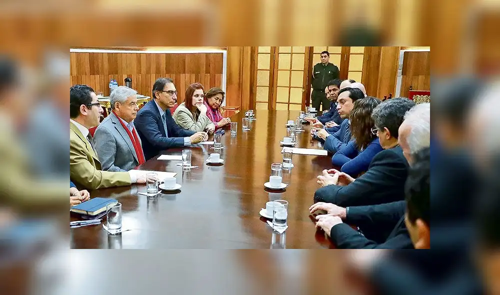 Bancada de PPK se reúne hoy con Vizcarra para limar asperezas