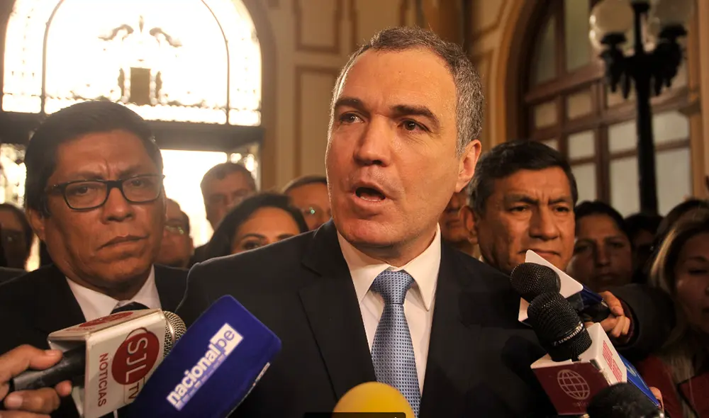 Del Solar: “Exhortamos al Congreso que decidan hoy mismo cuestión de confianza” Del Solar: “Exhortamos al Congreso que decidan hoy mismo cuestión de confianza”