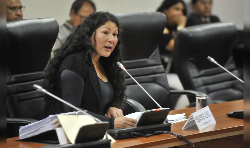 Yesenia Ponce fue denunciada en la Comisión de Ética por un presunto desbalance patrimonial y por haber mentido respecto a su domicilio. Foto: La República. Yesenia Ponce fue denunciada en la Comisión de Ética por un presunto desbalance patrimonial y por haber mentido respecto a su domicilio. Foto: La República.