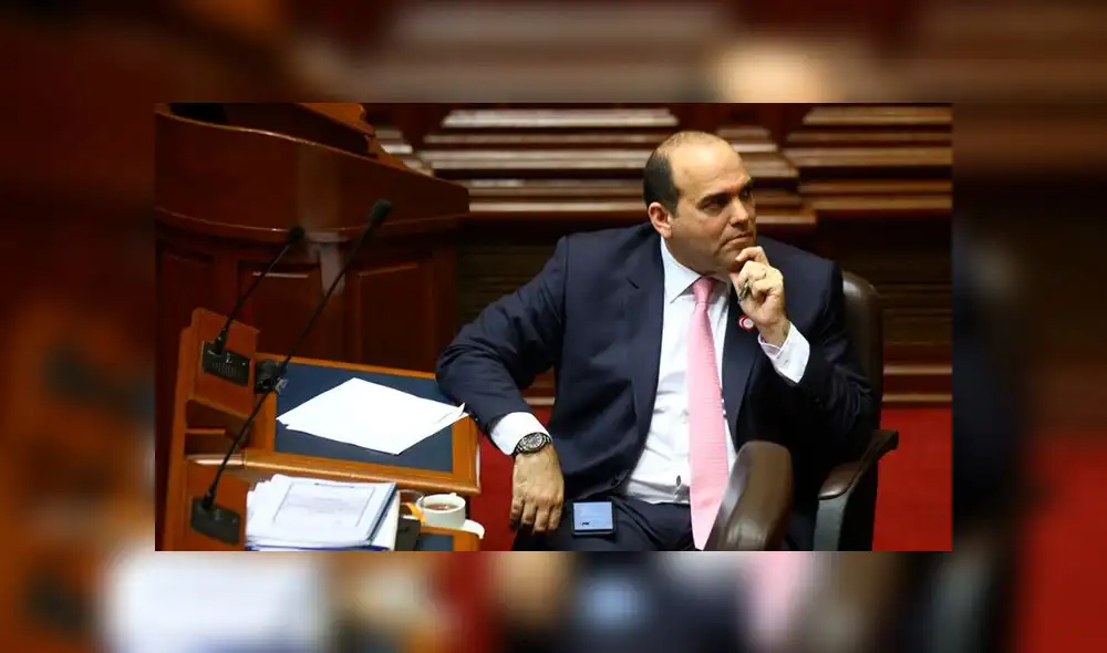 Comisión de Constitución evaluará si procede cuestión de confianza