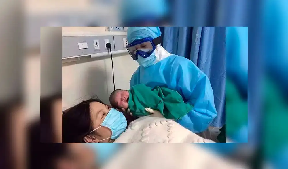 Hospital publica tiernas fotos de una madre que dio a luz a un bebé en medio del brote de coronavirus
