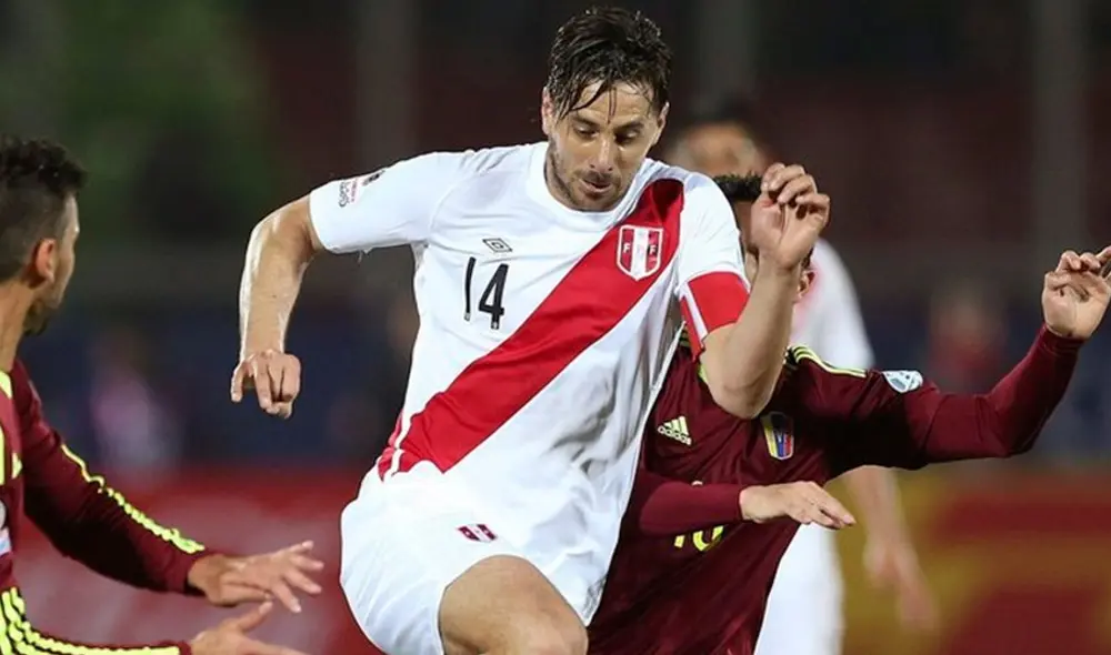 Claudio Pizarro se refirió a la disciplina en la selección peruana.