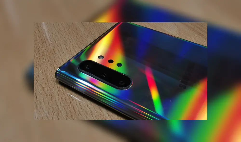 El Samsung Galaxy Note 10+ posee un lente ultra gran angular de 16 MP, un gran angulas de 12 MPy un teleobjetivo de también 12 MP. Foto: Juan José López. El Samsung Galaxy Note 10+ posee un lente ultra gran angular de 16 MP, un gran angulas de 12 MPy un teleobjetivo de también 12 MP. Foto: Juan José López.