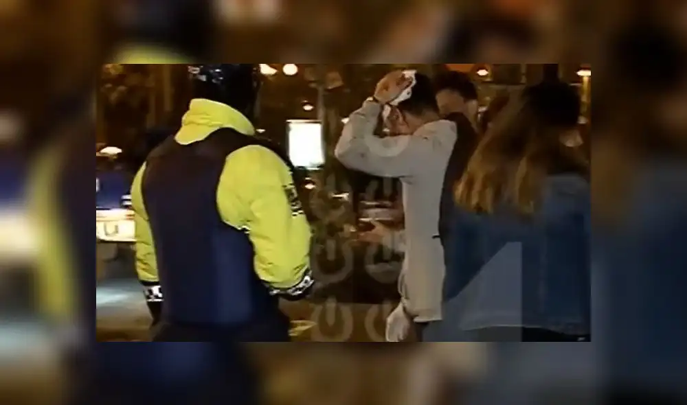 Estos malhechores habrían robado en otros distritos la misma noche. Estos malhechores habrían robado en otros distritos la misma noche.