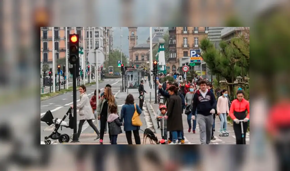 Una enfermera que trabaja UCI de un hospital mostró su indignación ante la irresponsabilidad de los padres.