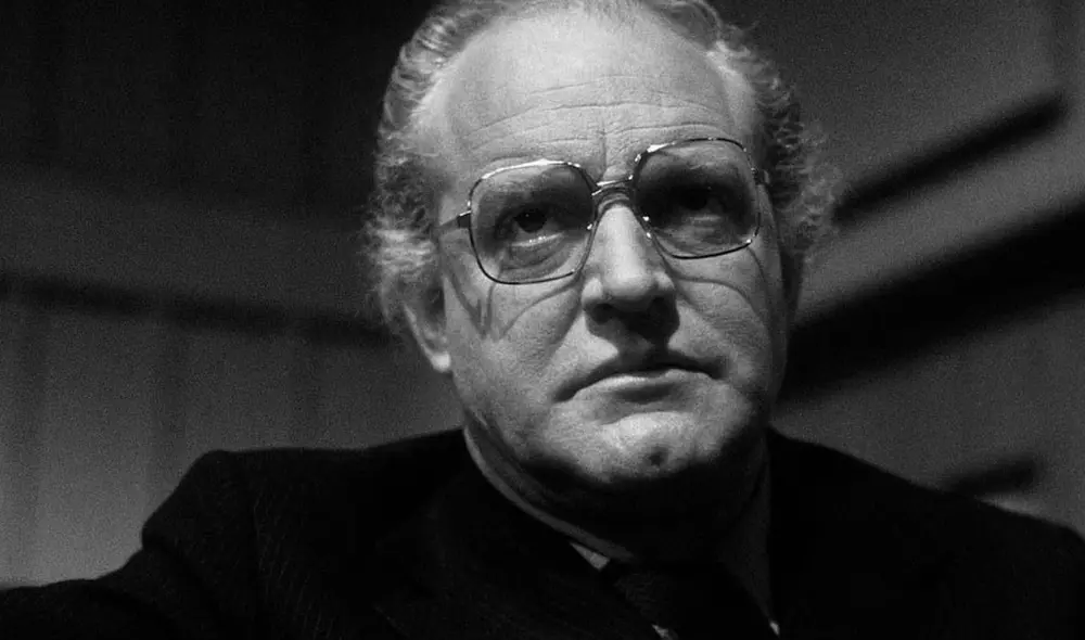 Frank Windsor, nació como Frank W. Higgins,  el 12 de julio de 1928 y falleció el 30 de setiembre del 2020. Crédito: DailyMail