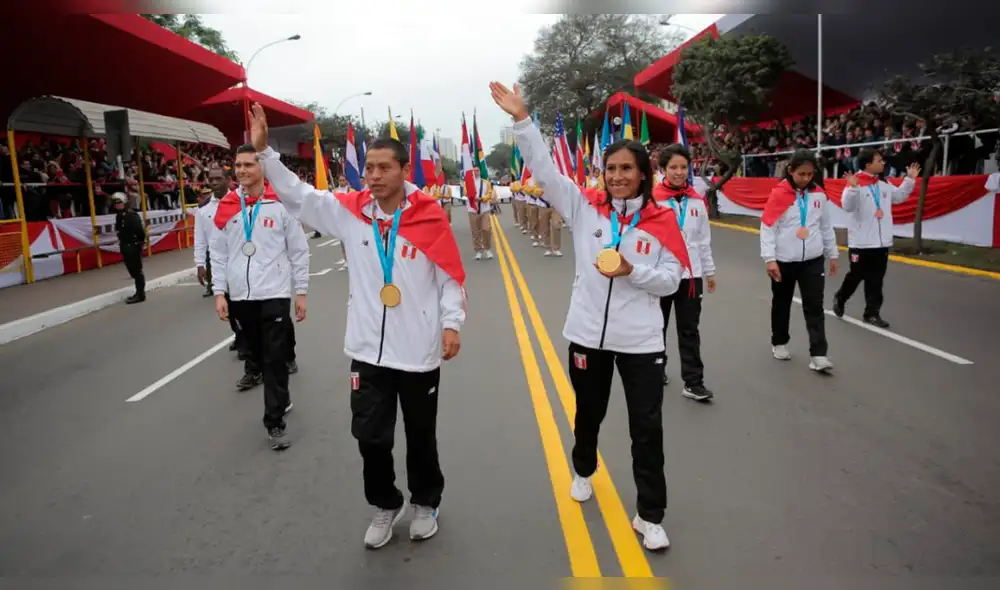 Parada militar 2019: medallistas peruanos de los Juegos Panamericanos marcharon. Foto: Prensa Palacio Parada militar 2019: medallistas peruanos de los Juegos Panamericanos marcharon. Foto: Prensa Palacio