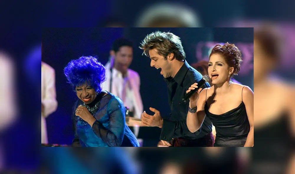 Celia Cruz, Ricky Martin y Gloria Estefan durante un show en los Latin Grammy Awards en el Staples Center de Los Angeles (Foto: AFP)