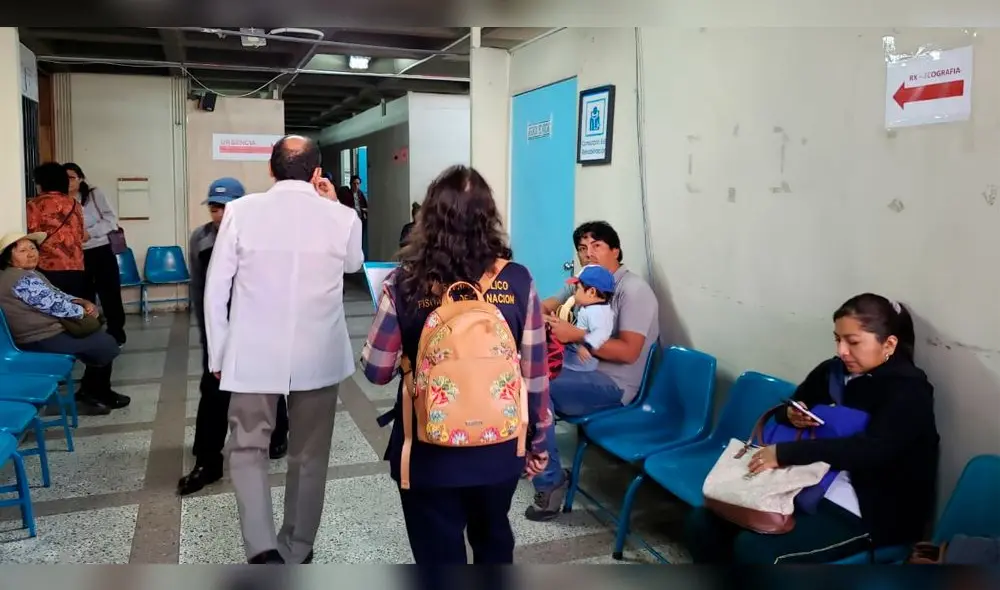 Fiscalía advierte hacinamiento en dos hospitales de EsSalud en Arequipa Fiscalía advierte hacinamiento en dos hospitales de EsSalud en Arequipa