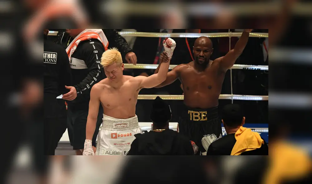  El desconsolado llanto de Nasukawa tras perder con Floyd Mayweather [VIDEO]