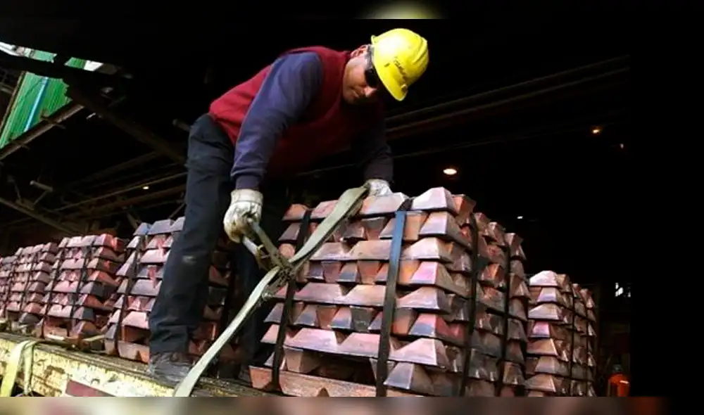 Perú: el mejor precio del cobre sostendría el crecimiento económico