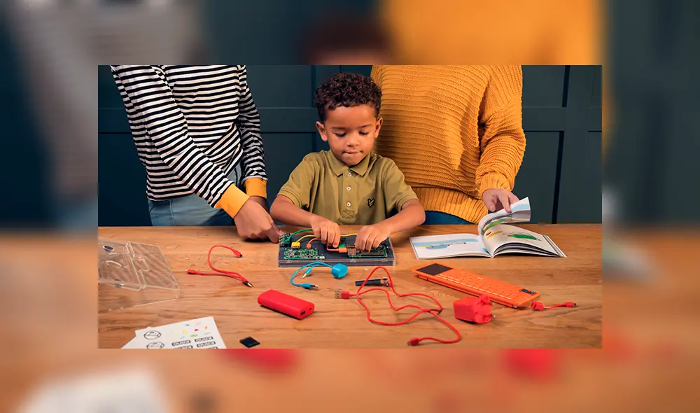Microsoft y Kano presentan computadora de construcción propia enfocada en niños.