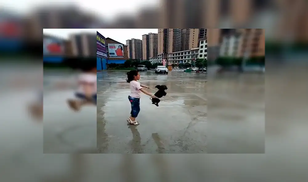 Facebook viral: perro sorprende saltando soga con niña de forma sincronizada 