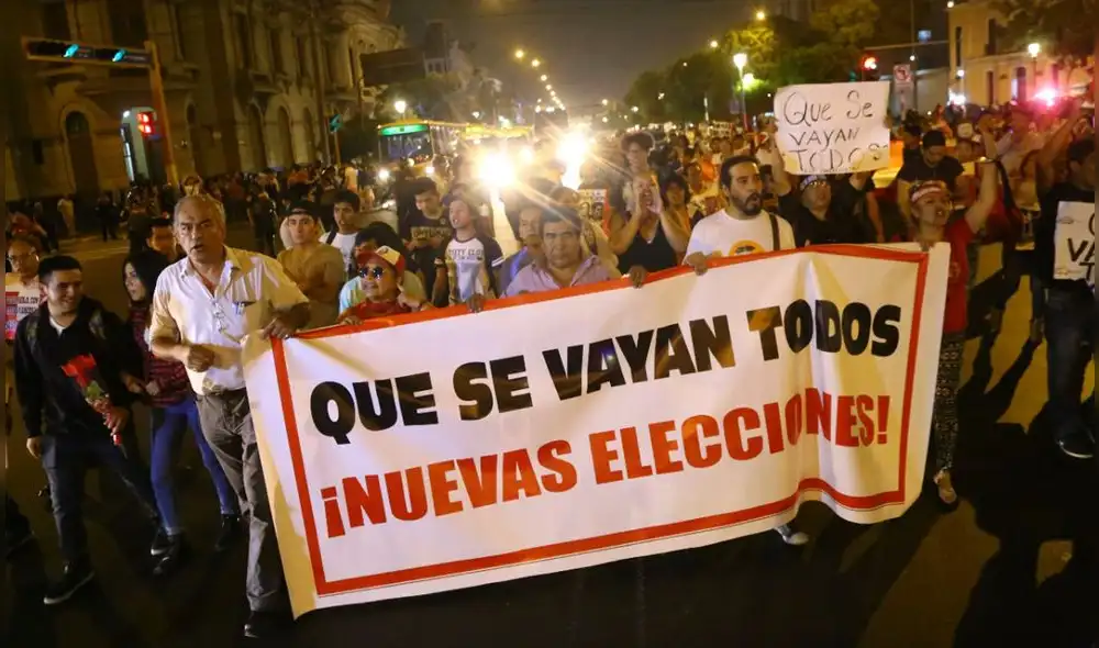 que se vayan todos marcha protesta Pedro Castillo Congreso que se vayan todos marcha protesta Pedro Castillo Congreso