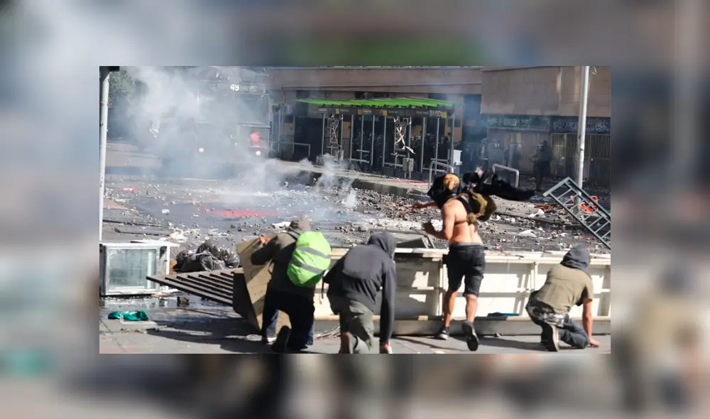Las fotos que muestran la violencia y caos que impera en Chile. Fotos: Jorge Cerdán. Las fotos que muestran la violencia y caos que impera en Chile. Fotos: Jorge Cerdán.