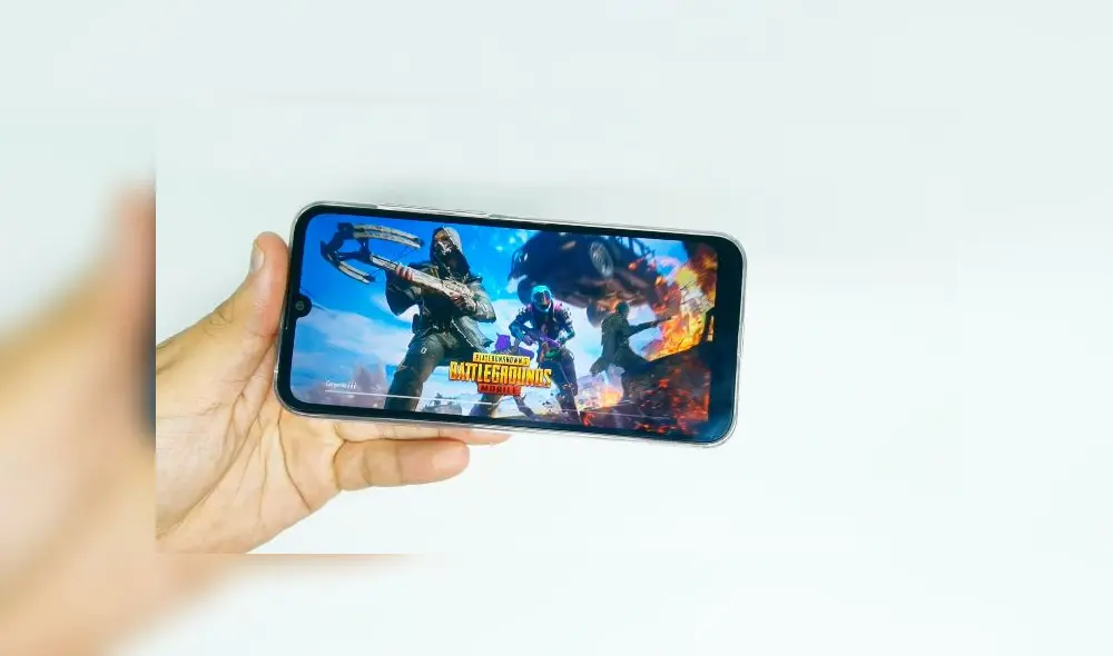 Pese a ser un smartphone de entrada, el Moto E6s de Motorola puede ejucutar algunos de los videojuegos más exigentes. Foto: Daniel Robles. Pese a ser un smartphone de entrada, el Moto E6s de Motorola puede ejucutar algunos de los videojuegos más exigentes. Foto: Daniel Robles.