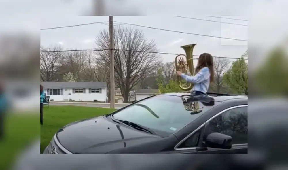 Desliza hacia la izquierda para ver más del video viral.