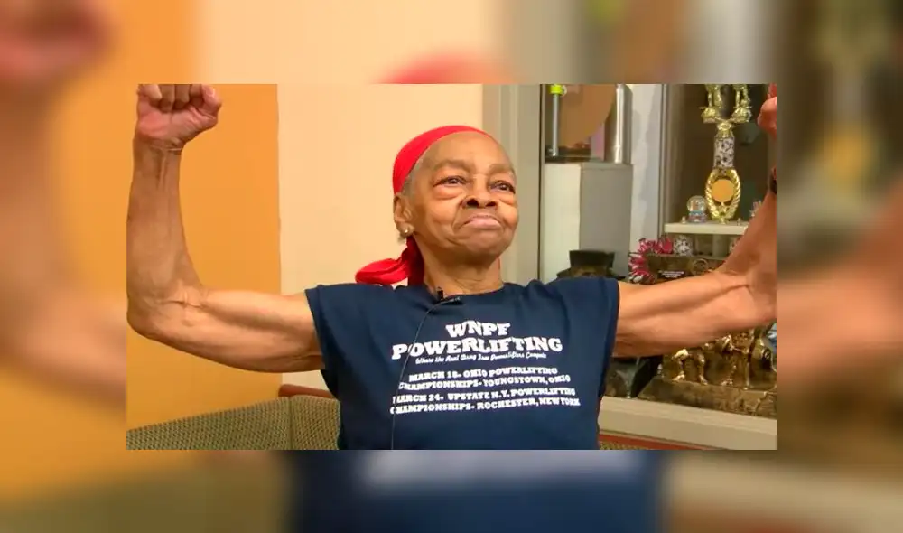 La anciana le dio una paliza al ladrón que se hizo el enfermo al verla. Foto: captura