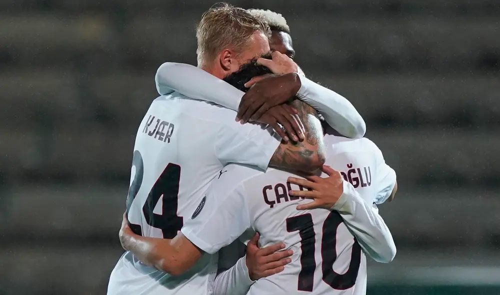 Simon Kjaer marcó el duodécimo penal para el Milan y le dio el triunfo ante Rio Ave en Portugal. Foto: Twitter