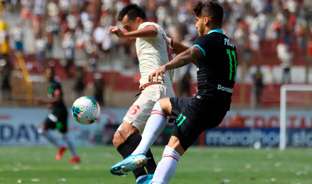 Universitario y Alianza Lima juegan el clásico del fútbol peruano. Foto: Pedro Monteverde/DeChalaca