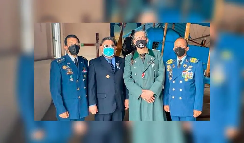 Paul Gillman junto a la Fuerzas Armadas Nacional Boliviana de Venezuela (FANB). Foto: twitter Paul Gillman junto a la Fuerzas Armadas Nacional Boliviana de Venezuela (FANB). Foto: twitter