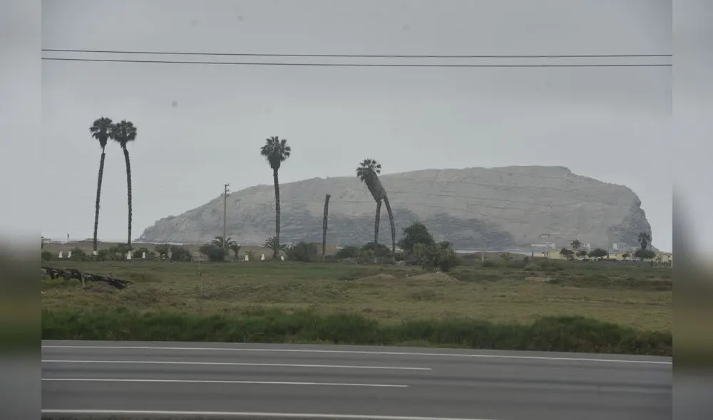 Las memorables islas Cavillaca en su cetácea magnificencia. Las memorables islas Cavillaca en su cetácea magnificencia.