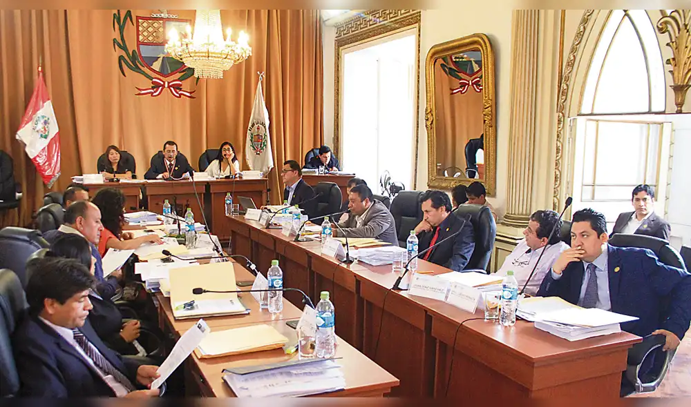 buscan dinamizar gestión. En tres meses equipo de trabajo debe presentar nuevo organigrama al Consejo para su aprobación. buscan dinamizar gestión. En tres meses equipo de trabajo debe presentar nuevo organigrama al Consejo para su aprobación.