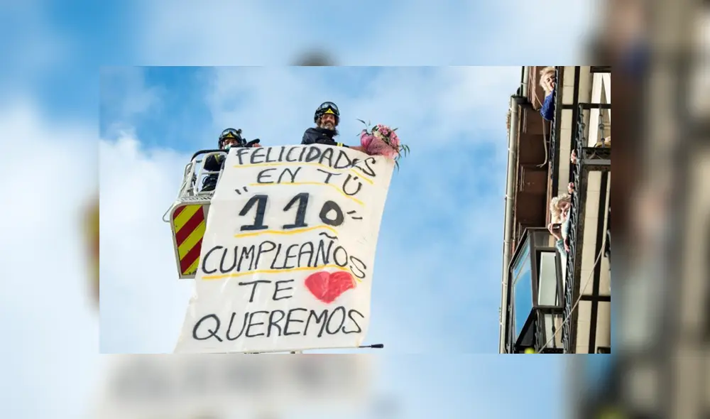 A través de YouTube se hizo viral el momento en que un bombero le lleva una enorme sorpresa a su abuela.