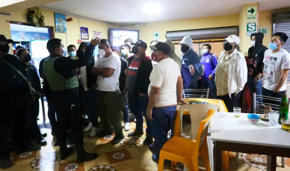 En total, fueron intervenidos 29 varones y 6 mujeres. Foto: Municipalidad de SJM En total, fueron intervenidos 29 varones y 6 mujeres. Foto: Municipalidad de SJM