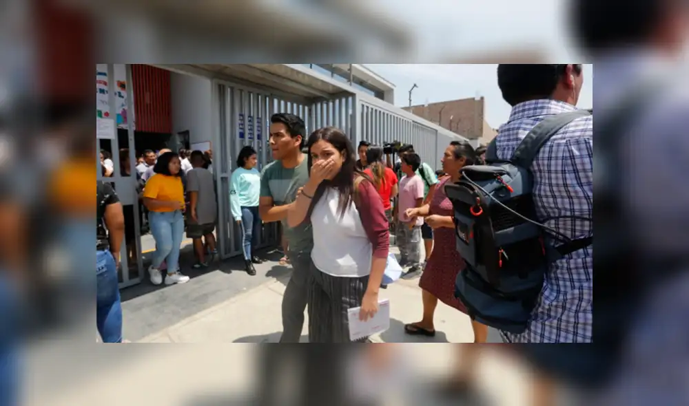 V.E.S.: Disparo en colegio deja un herido y muerto [VIDEO]