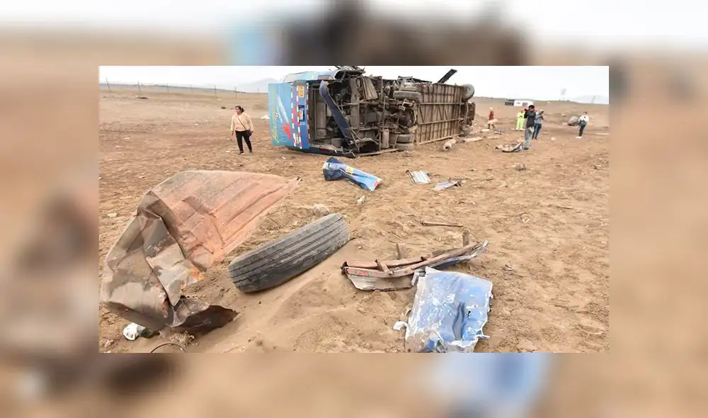 Chofer murió, pero salvó a pasajeros: así quedó el bus en variante de Pasamayo [FOTOS]