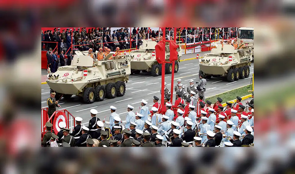 Fiesta patriótica. Militares y policías desfilarán con sus colores y con la frente en alto porque trabajan por un futuro mejor. Hoy puede ser un lunes diferente.